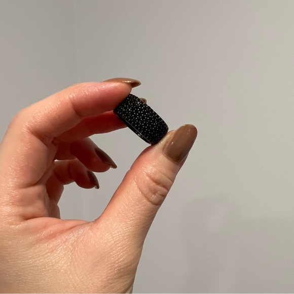 NEW Black Diamond Cocktail Statement Ring - Picture 8 of 9